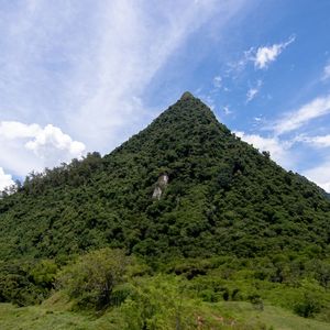 Ascenso a la montaña sagrada Cerro Tusa